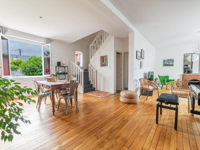 Maison 7 pièces 151 m²