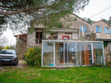 Maison 7 pièces 151 m²