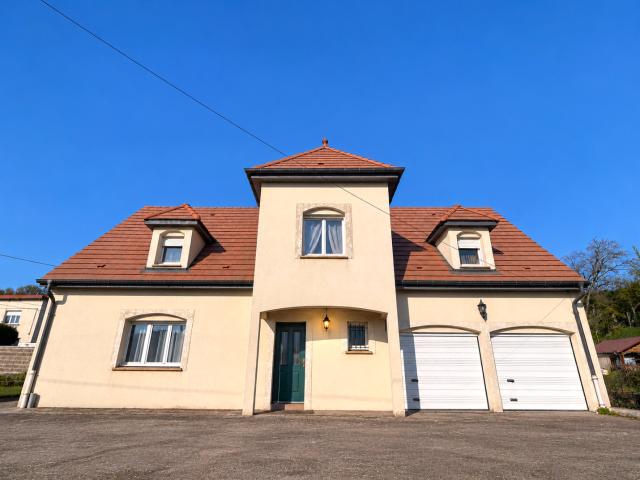 Maison 7 pièces 153 m²