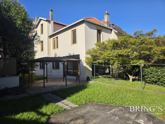 Maison 7 pièces 153 m²