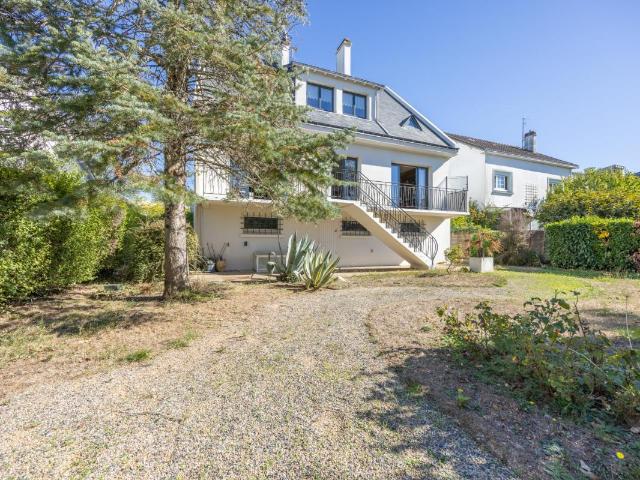Maison 7 pièces 153 m²