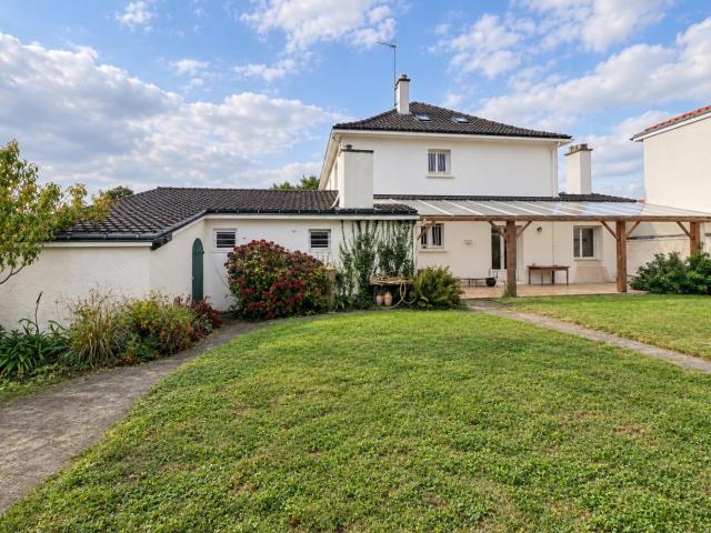 Maison 7 pièces 153 m²