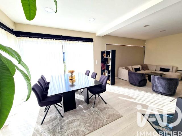 Maison 7 pièces 153 m²