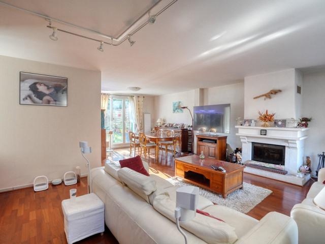 Maison 7 pièces 153 m²