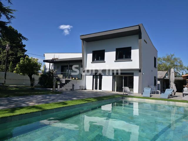 Maison 7 pièces 153 m²