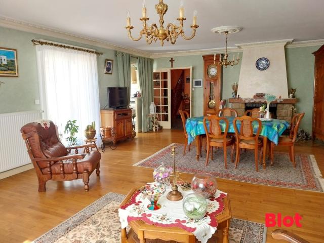 Maison 7 pièces 164 m²