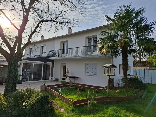 Maison 7 pièces 164 m²