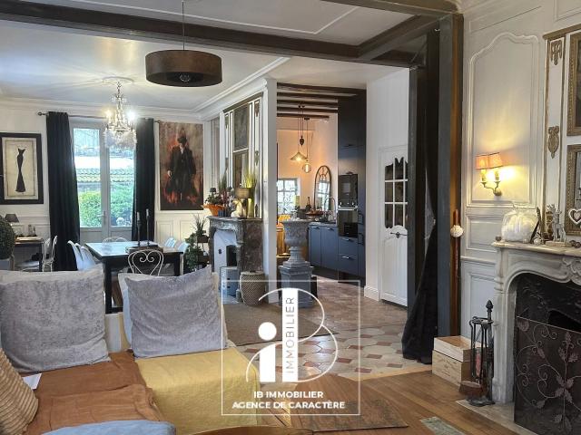 Maison 7 pièces 164 m²