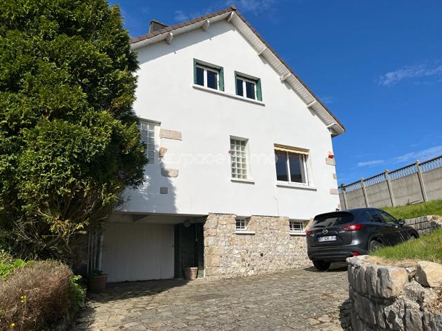 Maison 7 pièces, 164 m² à louer à Clères 76690