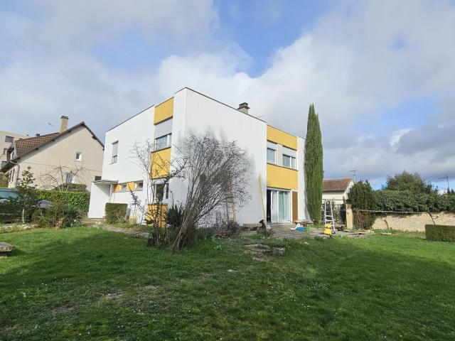 Maison 7 pièces 175 m²