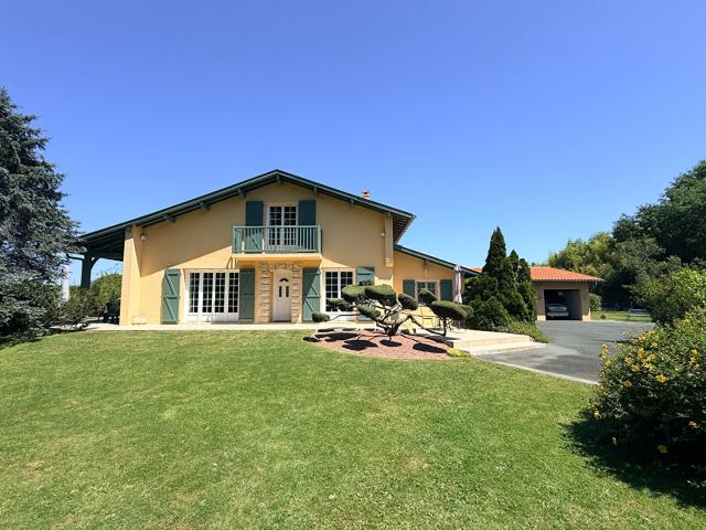 Maison 7 pièces 165 m²
