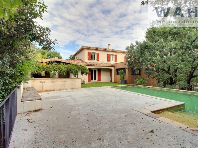 Maison 7 pièces 165 m²