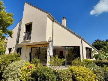 Maison 7 pièces 165 m²