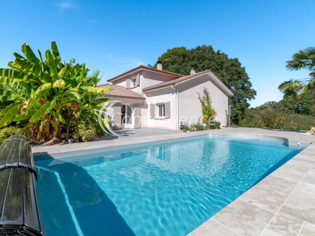 Maison 7 pièces 165 m²