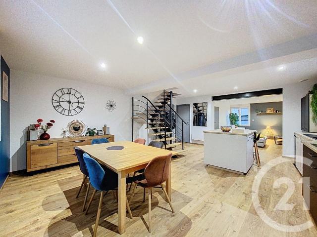 Maison 7 pièces 166 m²