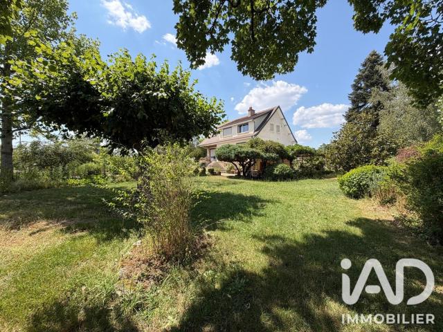 Maison 7 pièces 196 m²