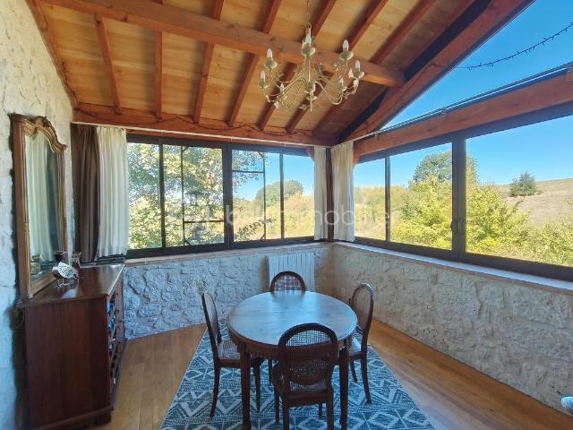 Maison 7 pièces 166 m²