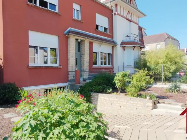 Maison 7 pièces 166 m²