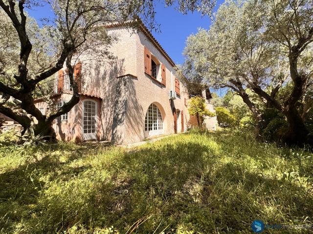 Maison 7 pièces 166 m²