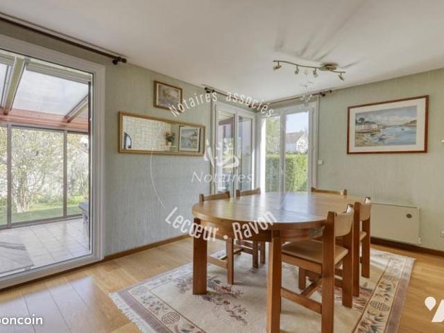 Maison 7 pièces 166 m²