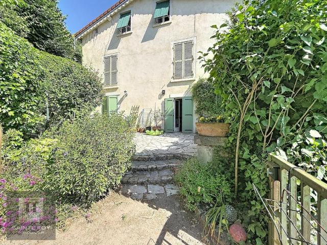 Maison 7 pièces 167 m²