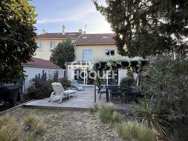 Maison 7 pièces 167 m²