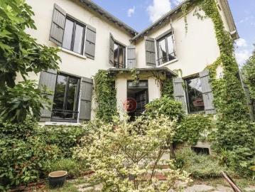 Maison 7 pièces 167 m²