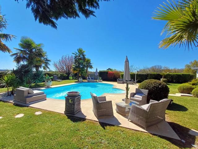 Maison 7 pièces 168 m²