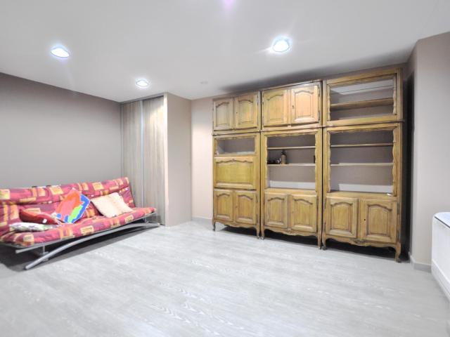 Maison 7 pièces, 267 m² à louer à Illats 33720