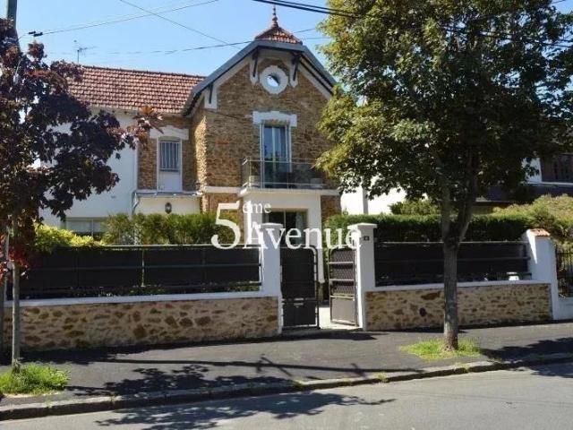 Maison 7 pièces 160 m²