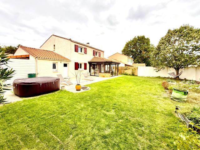 Maison 7 pièces 160 m²