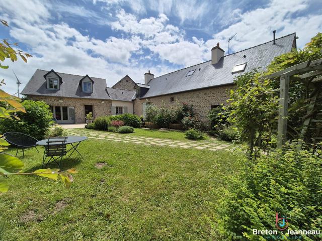 Maison 7 pièces 160 m²
