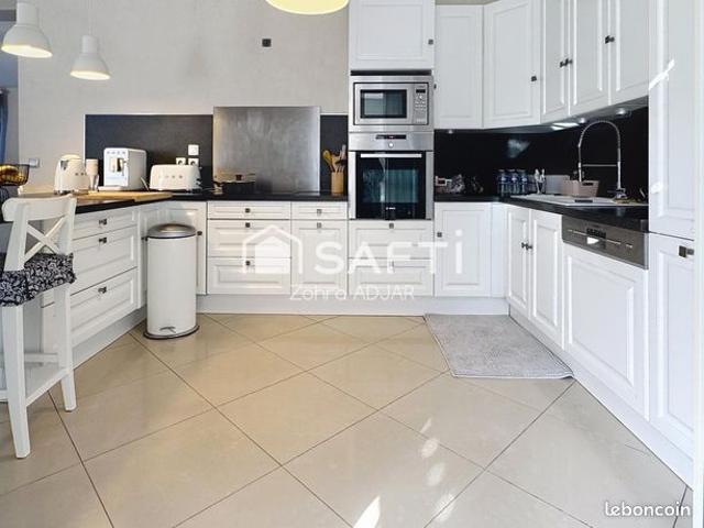 Maison 7 pièces 160 m²