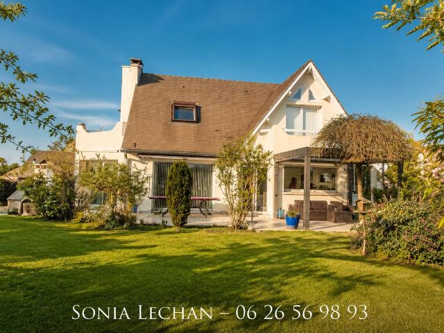 Maison 7 pièces 160 m²