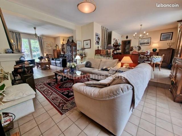 Maison 7 pièces 160 m²
