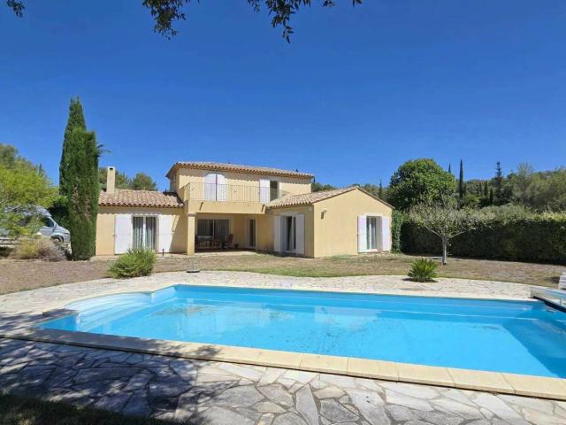 Maison 7 pièces 160 m²