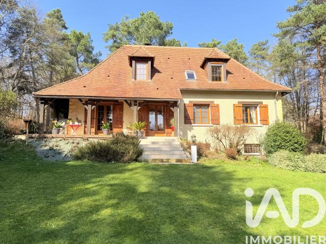 Maison 7 pièces 164 m²