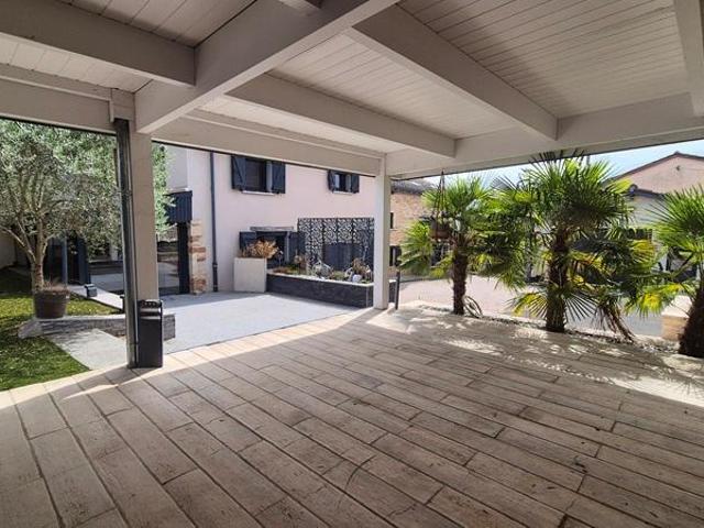 Maison 7 pièces 160 m²