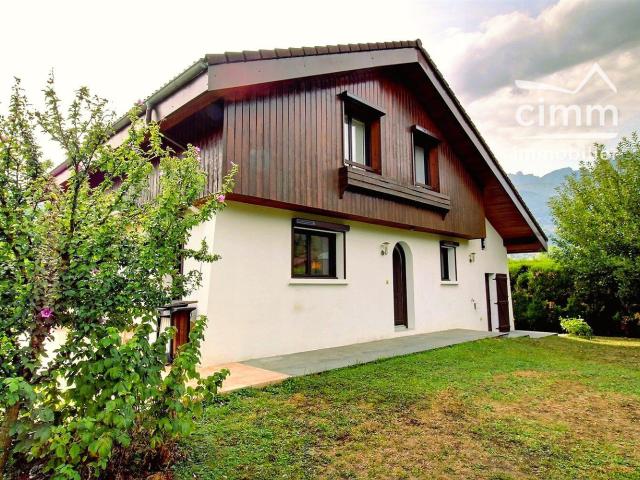 Maison 5 pièces 160 m²