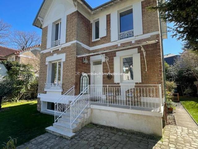 Maison 7 pièces 160 m²