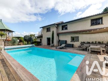 Maison 7 pièces 161 m²