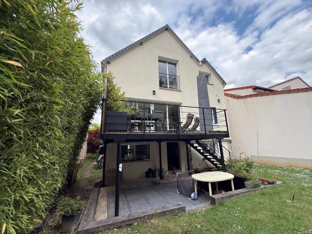Maison 7 pièces 161 m²