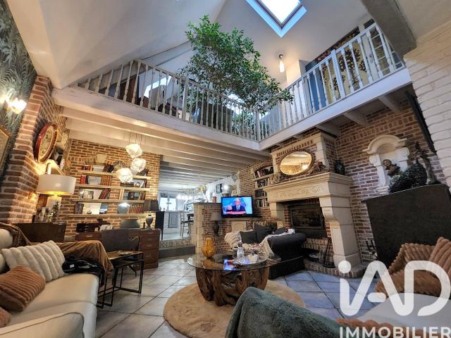 Maison 7 pièces 161 m²