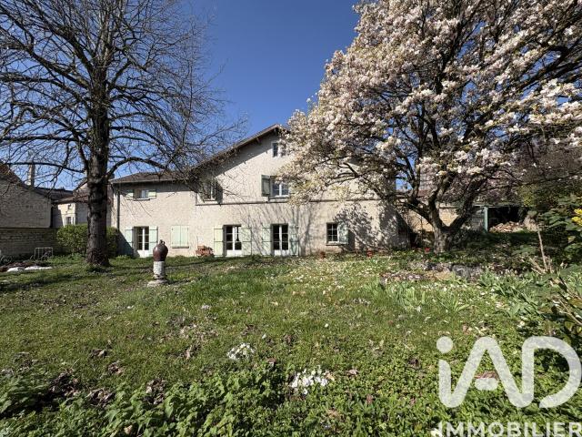 Maison 7 pièces 161 m²