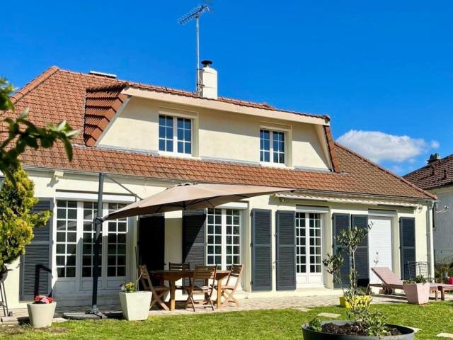 Maison 7 pièces 161 m²