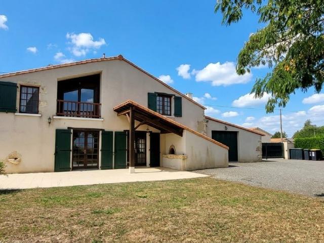 Maison 7 pièces 161 m²