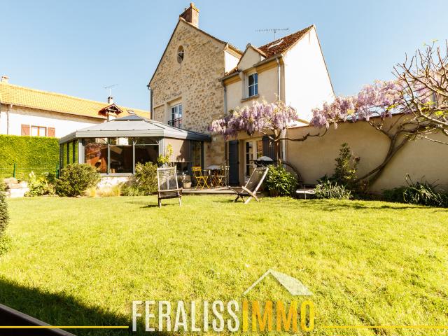 Maison 7 pièces 160 m²