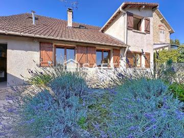 Maison 7 pièces 162 m²