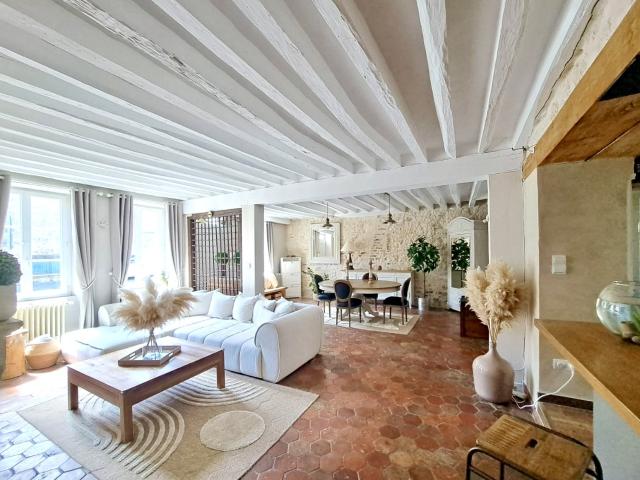 Maison 7 pièces 163 m²