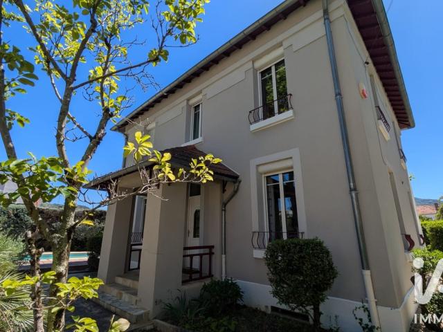 Maison 7 pièces 163 m²